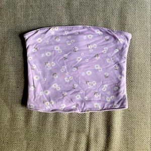 Hollister — purple crop top with white flowers